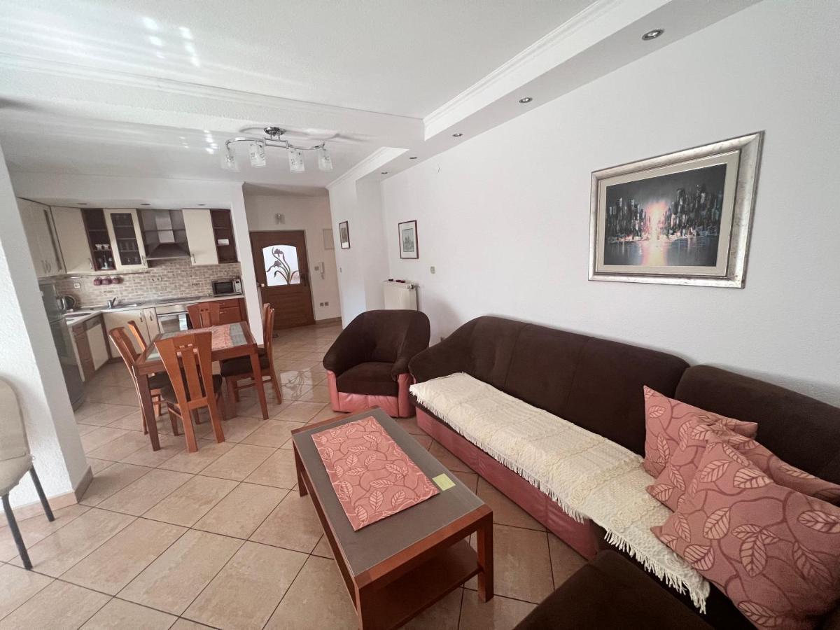 Apartman Ilic Apartment Metkovic Exterior photo
